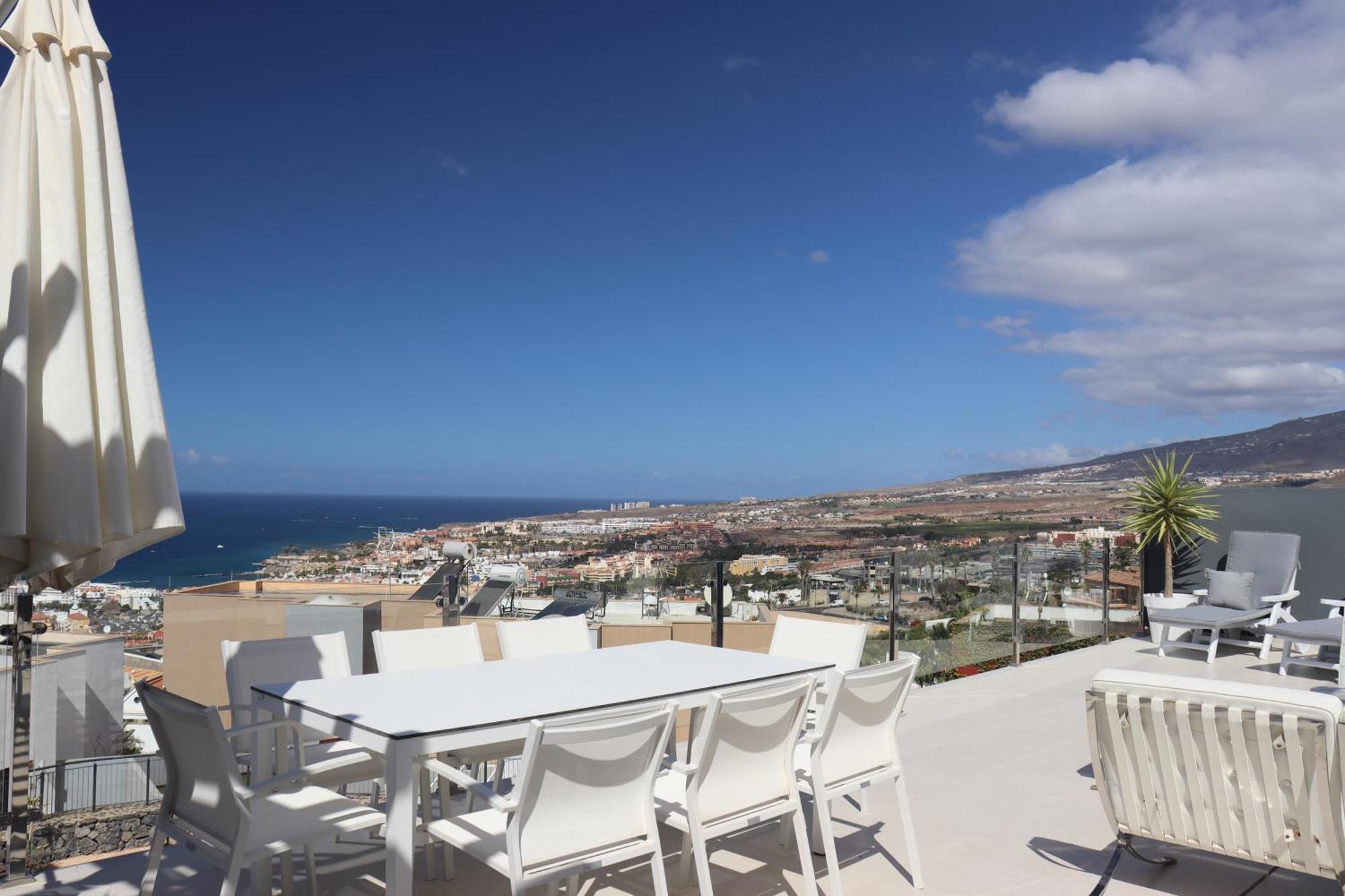 Azure Sky Villa - Panoramic Ocean View, Luxury, San Eugenio Costa Adeje  Buitenkant foto